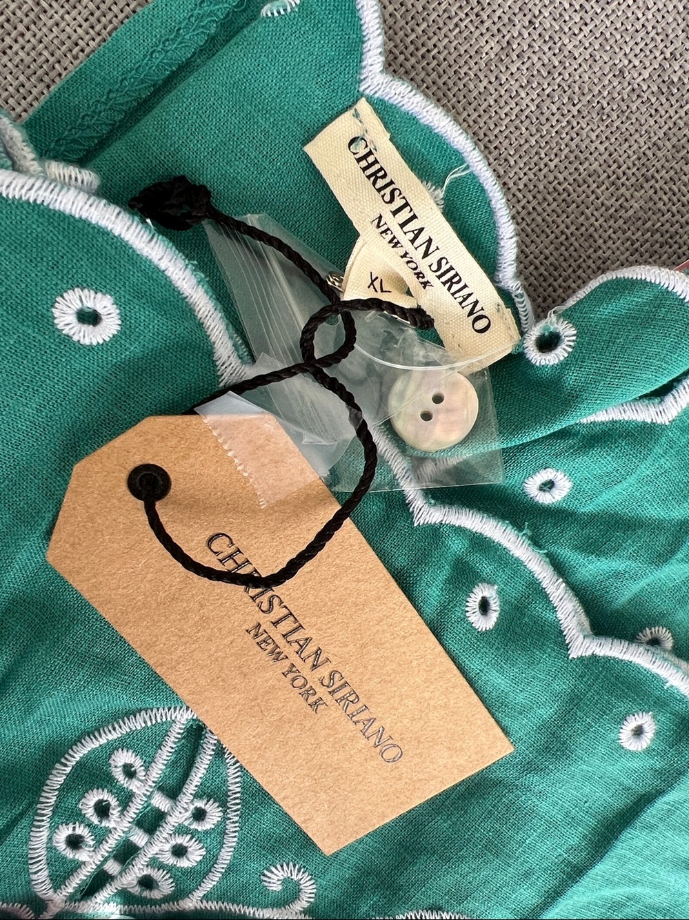 Christian Siriano embroidered eylet scalloped crop top green white size XL NWT - Picture 10 of 10